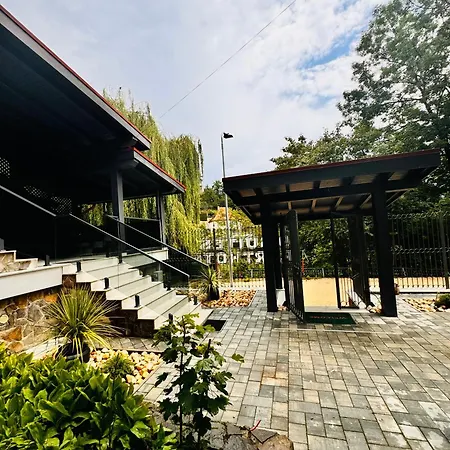 Ylly Aparts Braşov Exterior foto