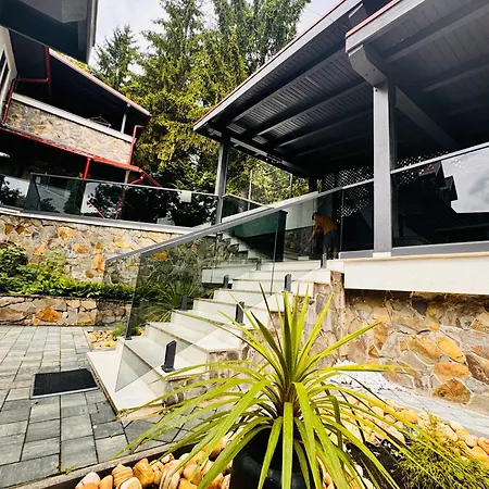 Ylly Aparts Braşov Exterior foto