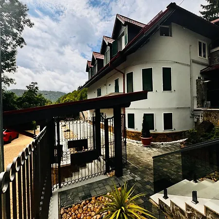 Ylly Aparts Braşov Exterior foto