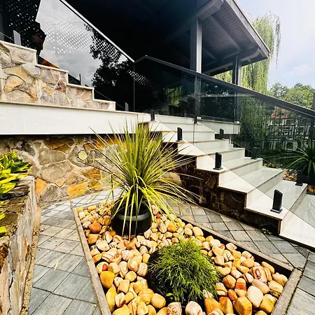 Ylly Aparts Braşov Exterior foto