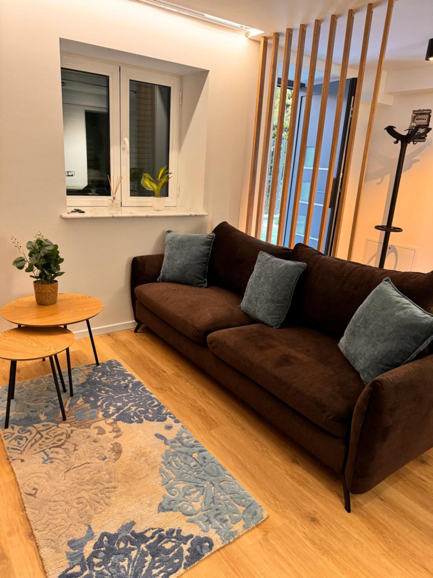 Apartamento Ylly Aparts Braşov