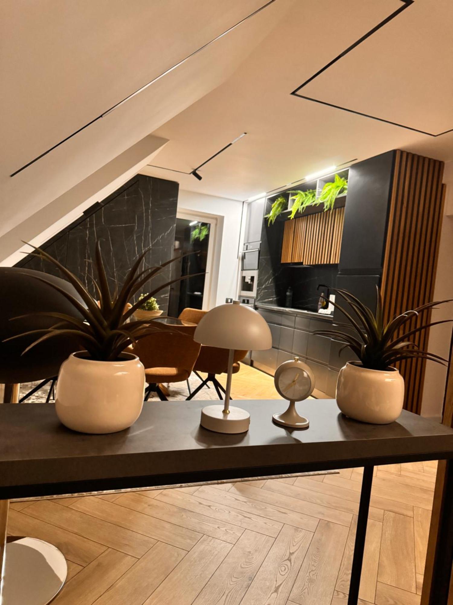 Apartamento Ylly Aparts
