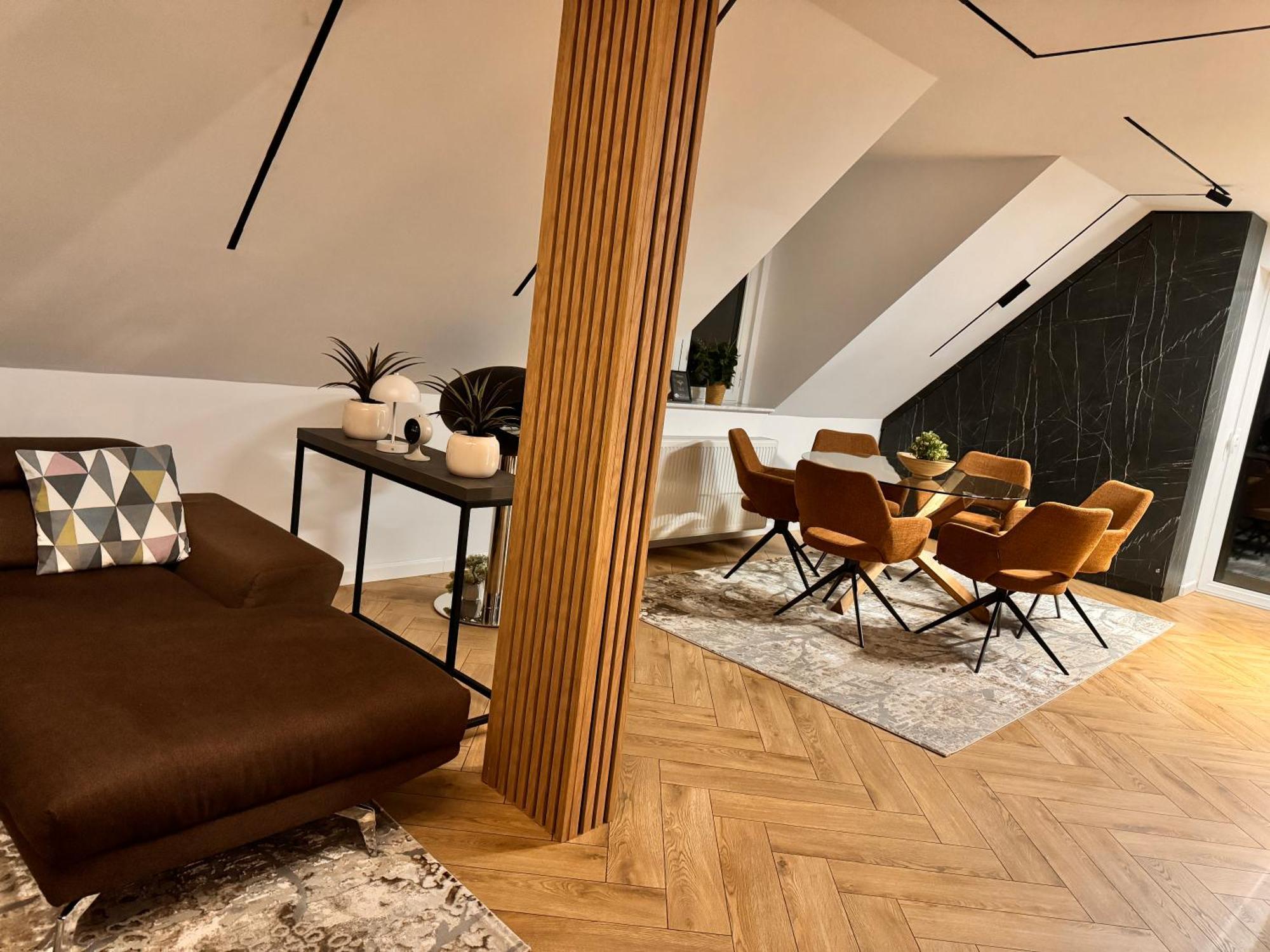 Ylly Aparts Apartment *