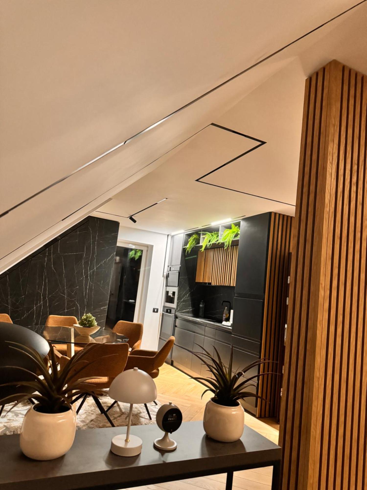 Ylly Aparts Apartamento Braşov